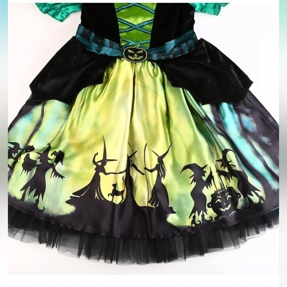 NWT witch costume  -dress and hat  size 3-4 years